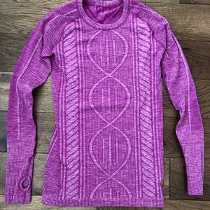Lululemon long sleeve top